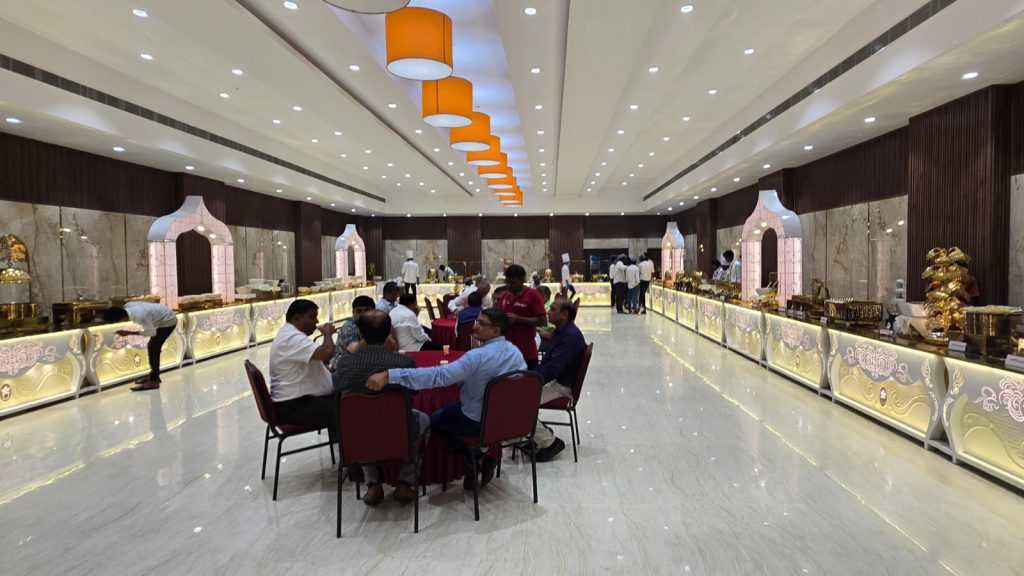 dining hall 12